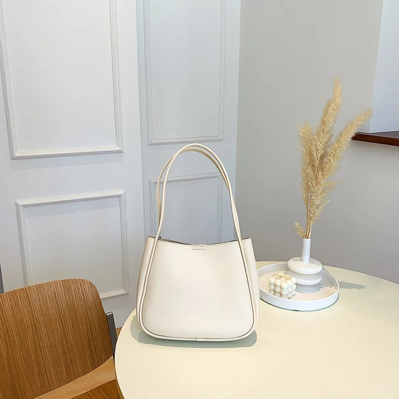 Sd1ac1f2bcc6d41deb7eba2700b93e488j